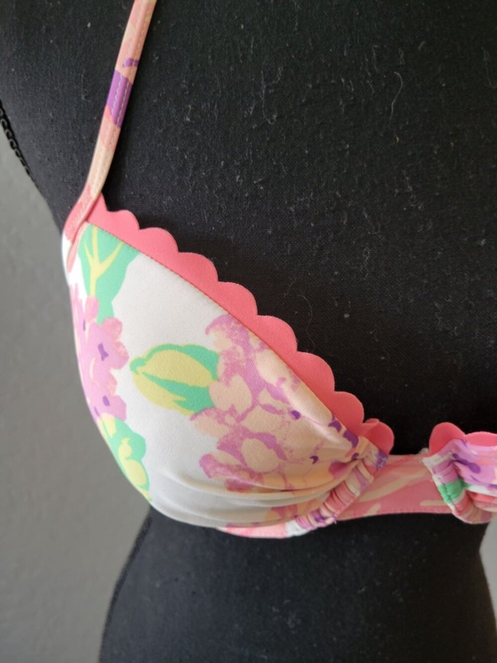 Aerie Colorful Floral Ruffle Swim Suit Bikini Top Size 34C Beach Vacation Pool - Picture 3 of 10